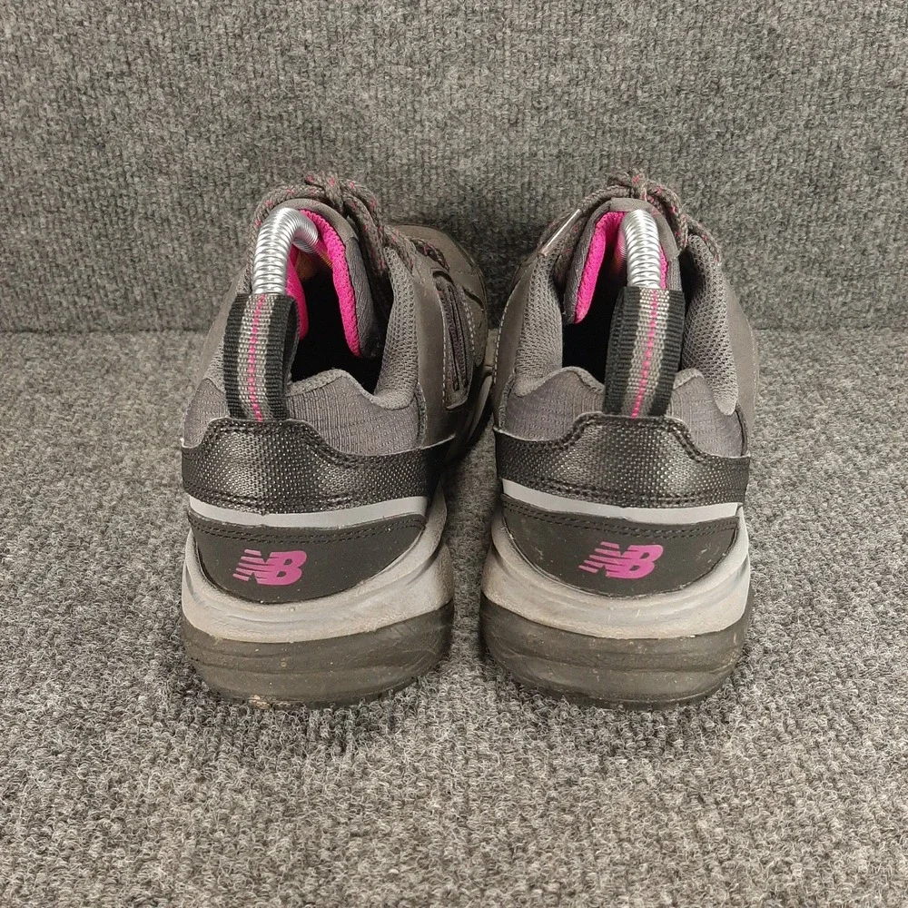 New Balance 627 Work Shoes Womens SZ 8 Gray Black Safety Toe No Slip WID627v2
